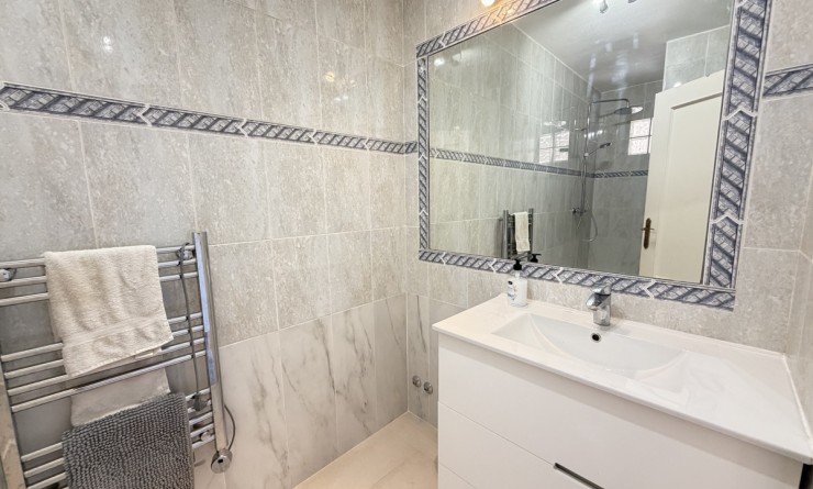 Sale - Townhouse - La Zenia