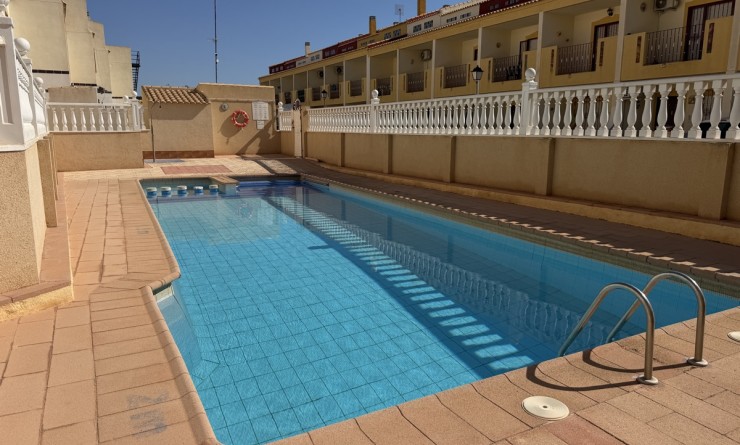 Sale - Townhouse - La Zenia