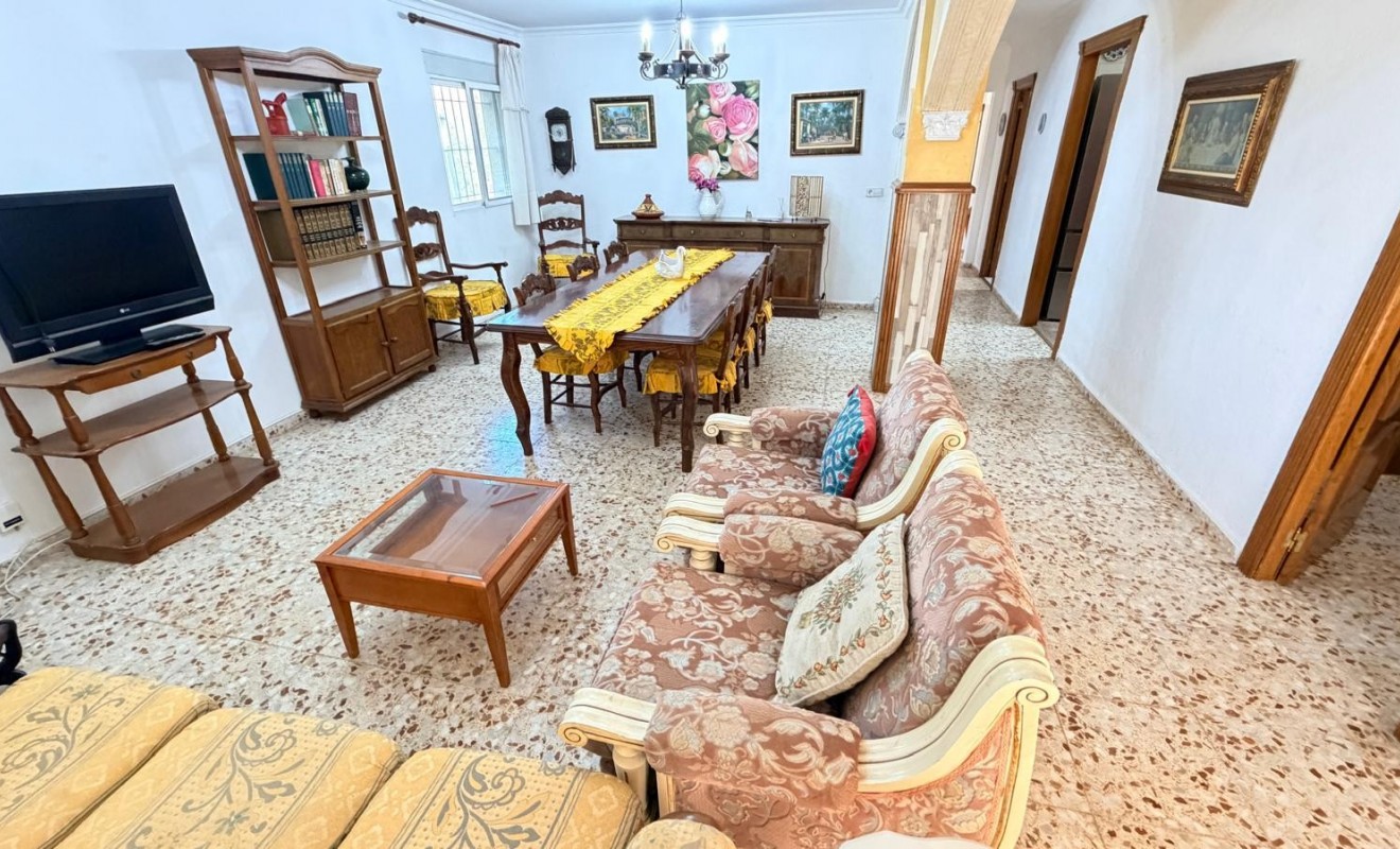 Revente - Detached villa - Crevillente
