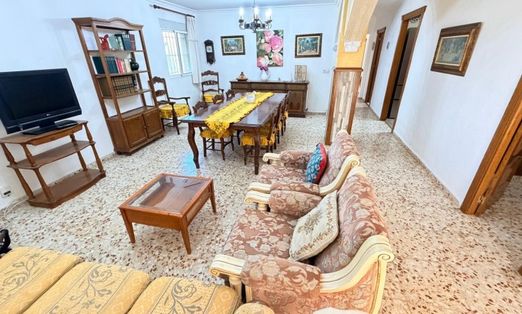 Revente - Detached villa - Crevillente
