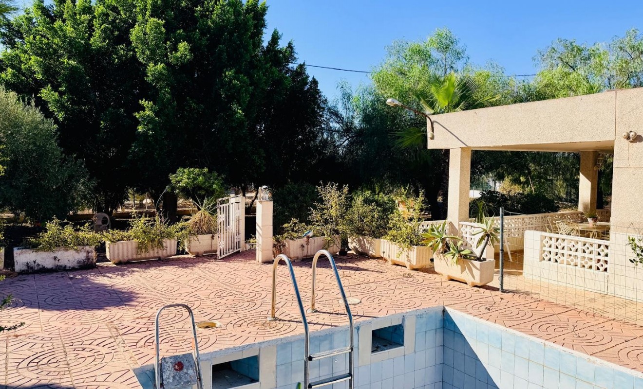Revente - Detached villa - Crevillente