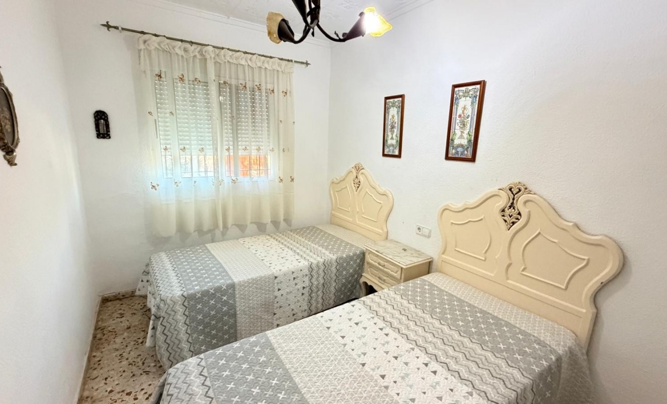 Revente - Detached villa - Crevillente