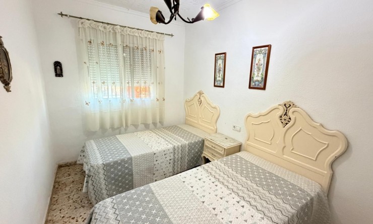 Revente - Detached villa - Crevillente
