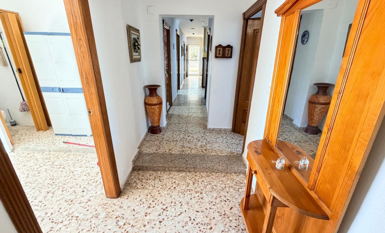 Revente - Detached villa - Crevillente
