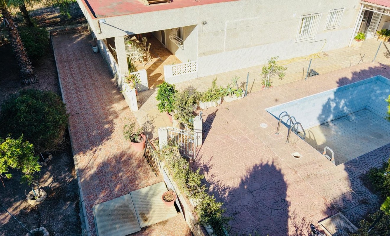 Revente - Detached villa - Crevillente