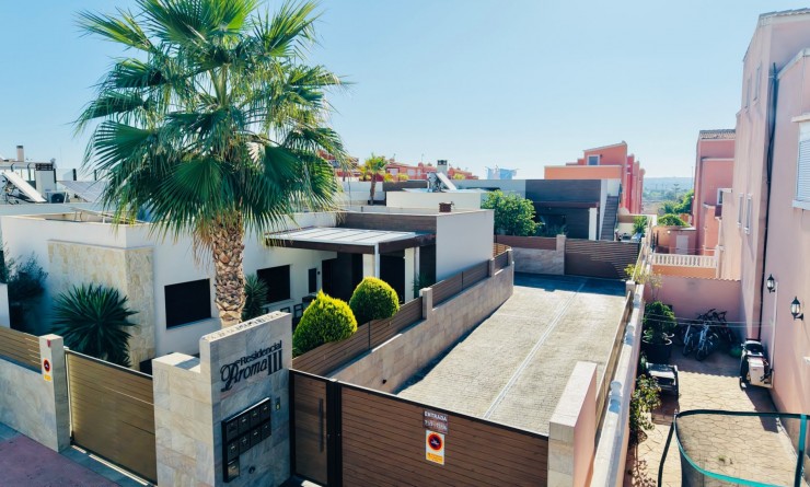 Wederverkoop - Semi Detached Villa - Los Montesinos - La Herada