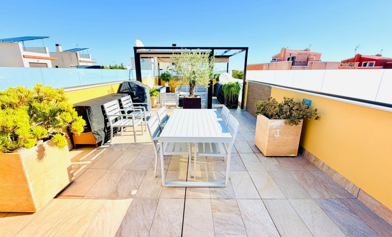 Wederverkoop - Semi Detached Villa - Los Montesinos - La Herada
