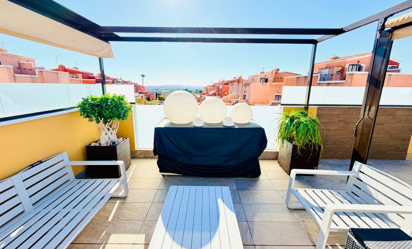 Wederverkoop - Semi Detached Villa - Los Montesinos - La Herada