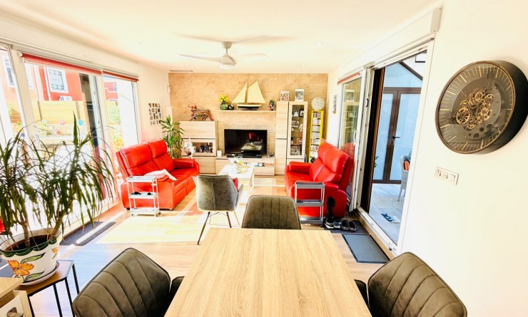 Wederverkoop - Semi Detached Villa - Los Montesinos - La Herada