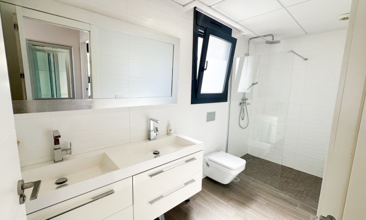 Wederverkoop - Villa - Torrevieja - Nueva Torrevieja - Aguas Nuevas