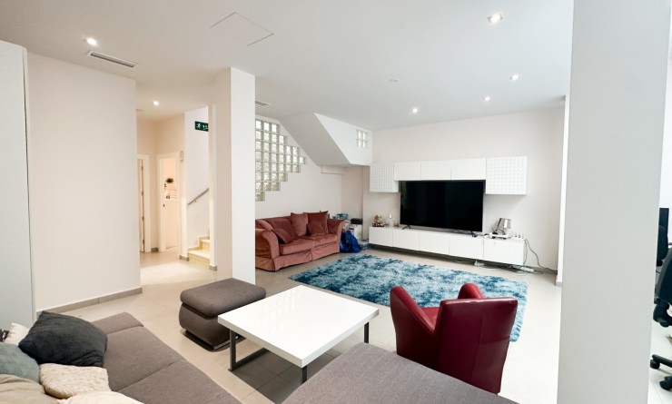 Wederverkoop - Villa - Torrevieja - Nueva Torrevieja - Aguas Nuevas