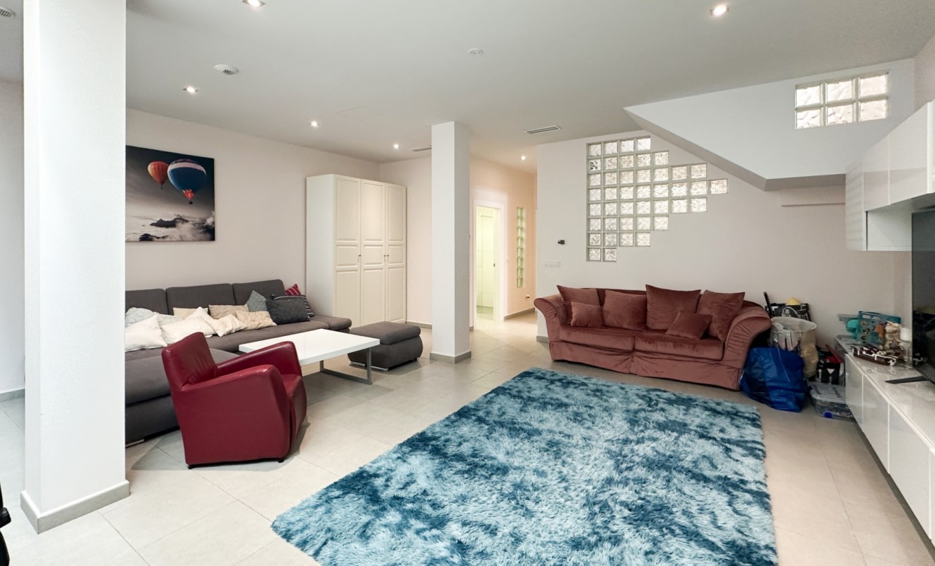Wederverkoop - Villa - Torrevieja - Nueva Torrevieja - Aguas Nuevas