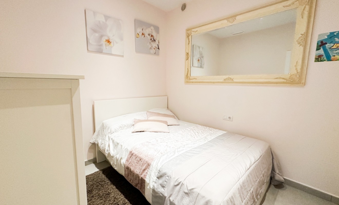 Wederverkoop - Villa - Torrevieja - Nueva Torrevieja - Aguas Nuevas