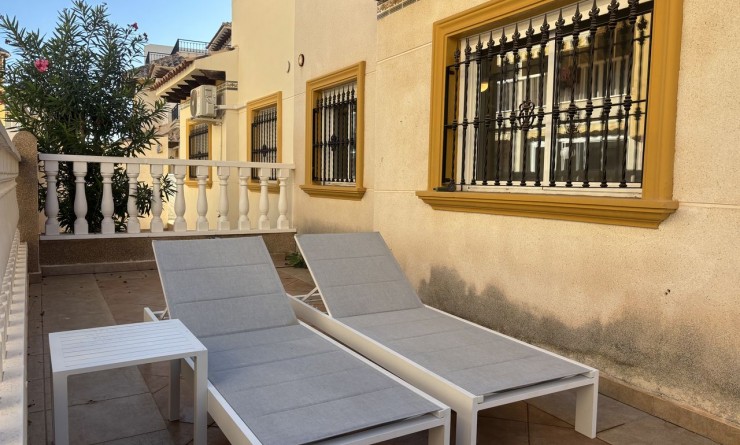 Revente - Maison de ville - La Zenia