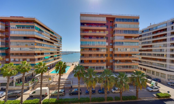 Wederverkoop - Apartamento - Torrevieja - Playa del Acequión