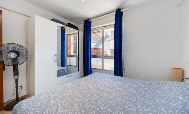 Wederverkoop - Apartamento - Torrevieja - Playa del Acequión