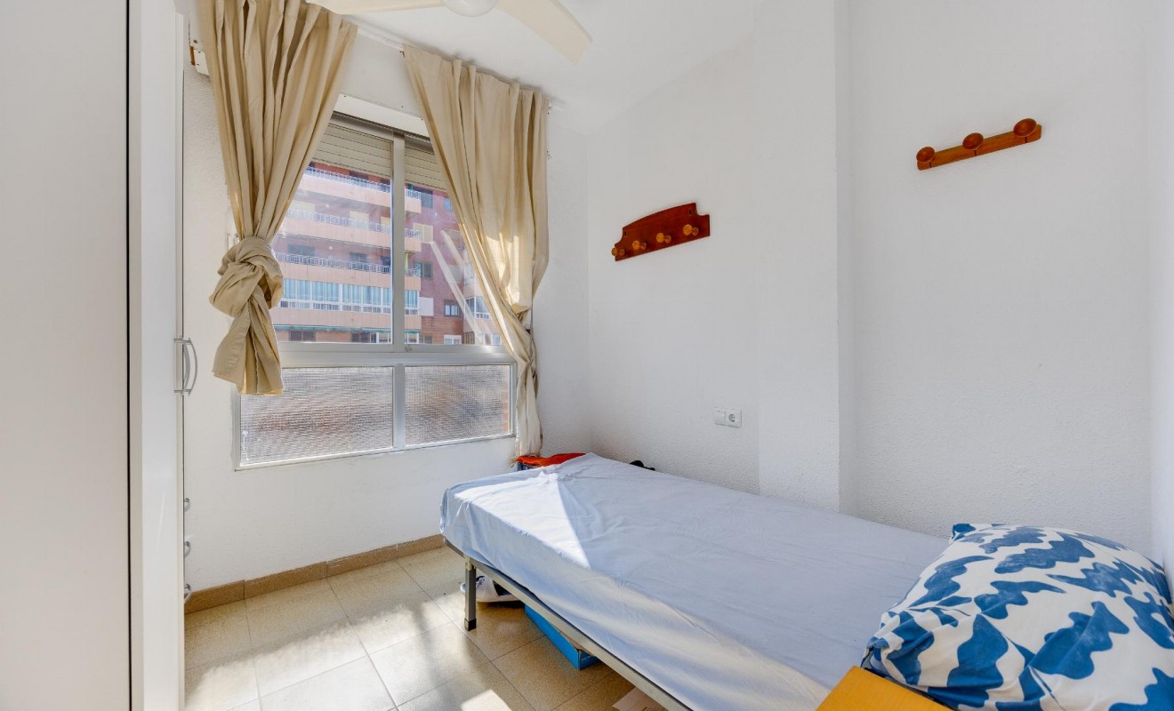 Wederverkoop - Apartamento - Torrevieja - Playa del Acequión