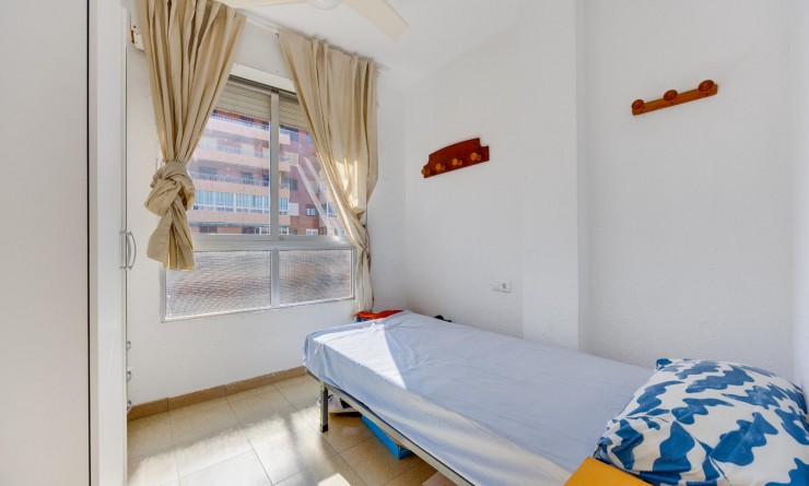 Wederverkoop - Apartamento - Torrevieja - Playa del Acequión