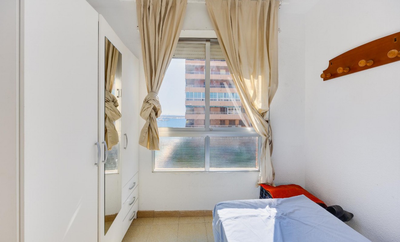 Wederverkoop - Apartamento - Torrevieja - Playa del Acequión