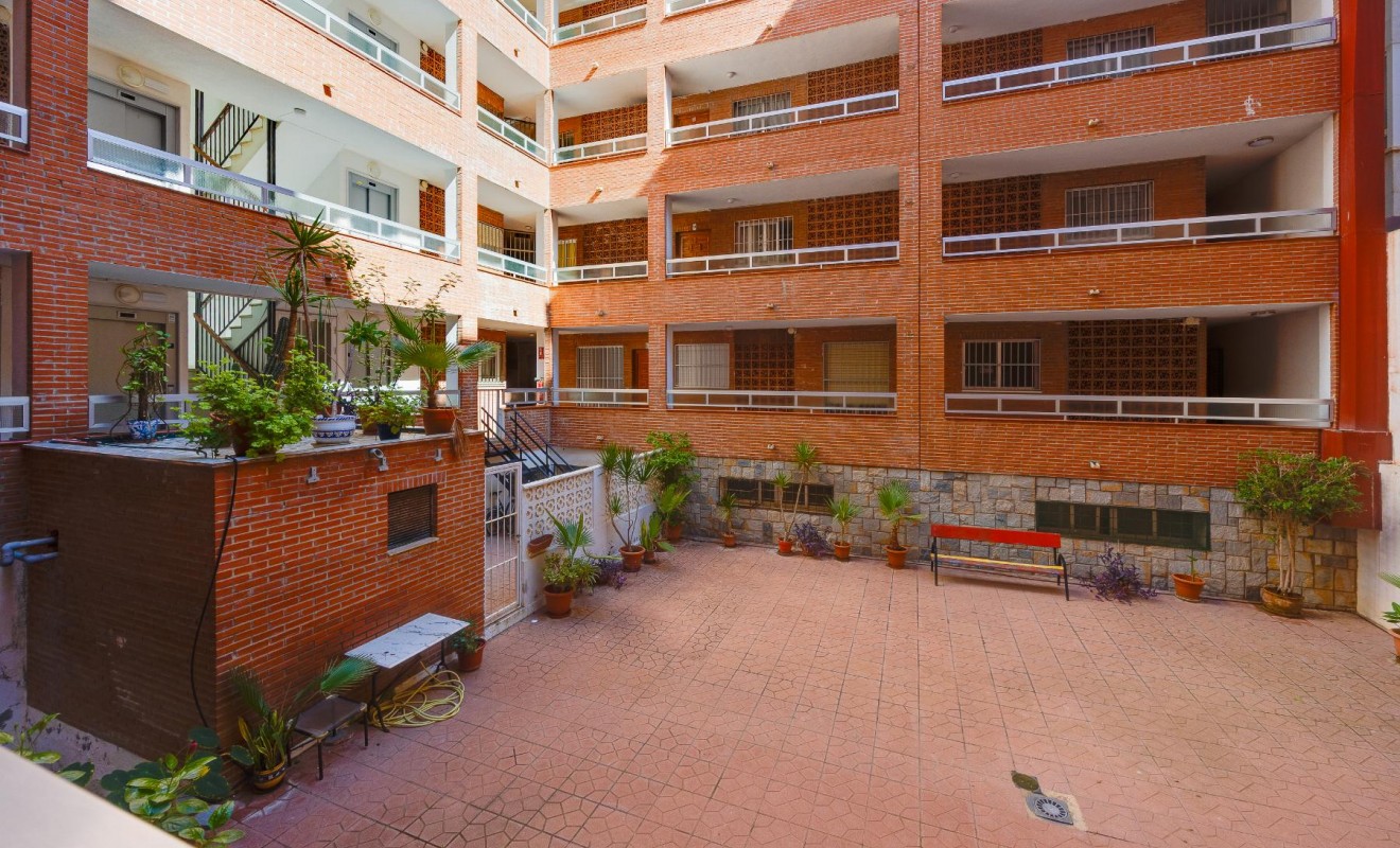 Wederverkoop - Apartamento - Torrevieja - Playa del Acequión