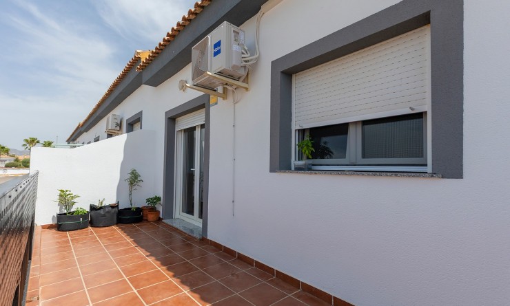 Wederverkoop - Penthouse - Gea y Truyols - Lo Santiago