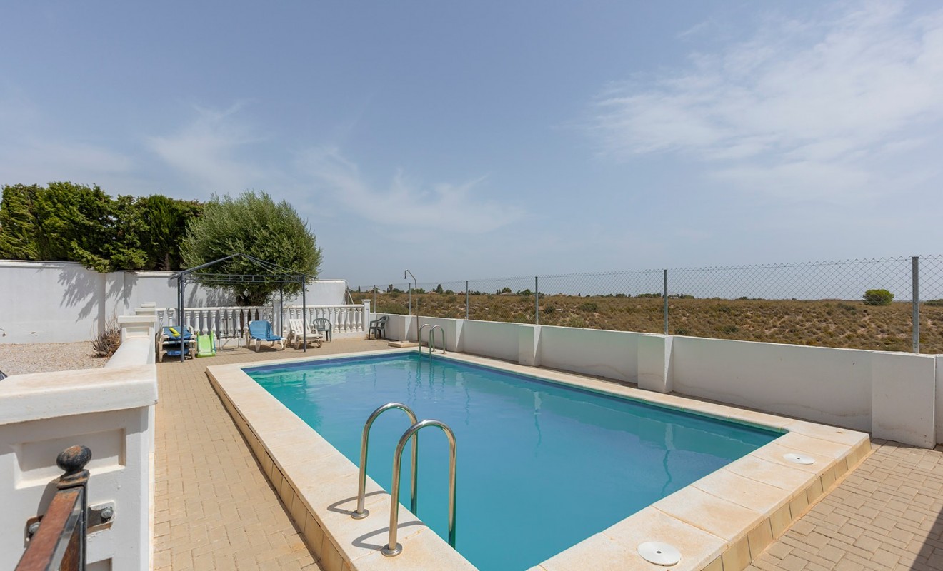 Wederverkoop - Penthouse - Gea y Truyols - Lo Santiago