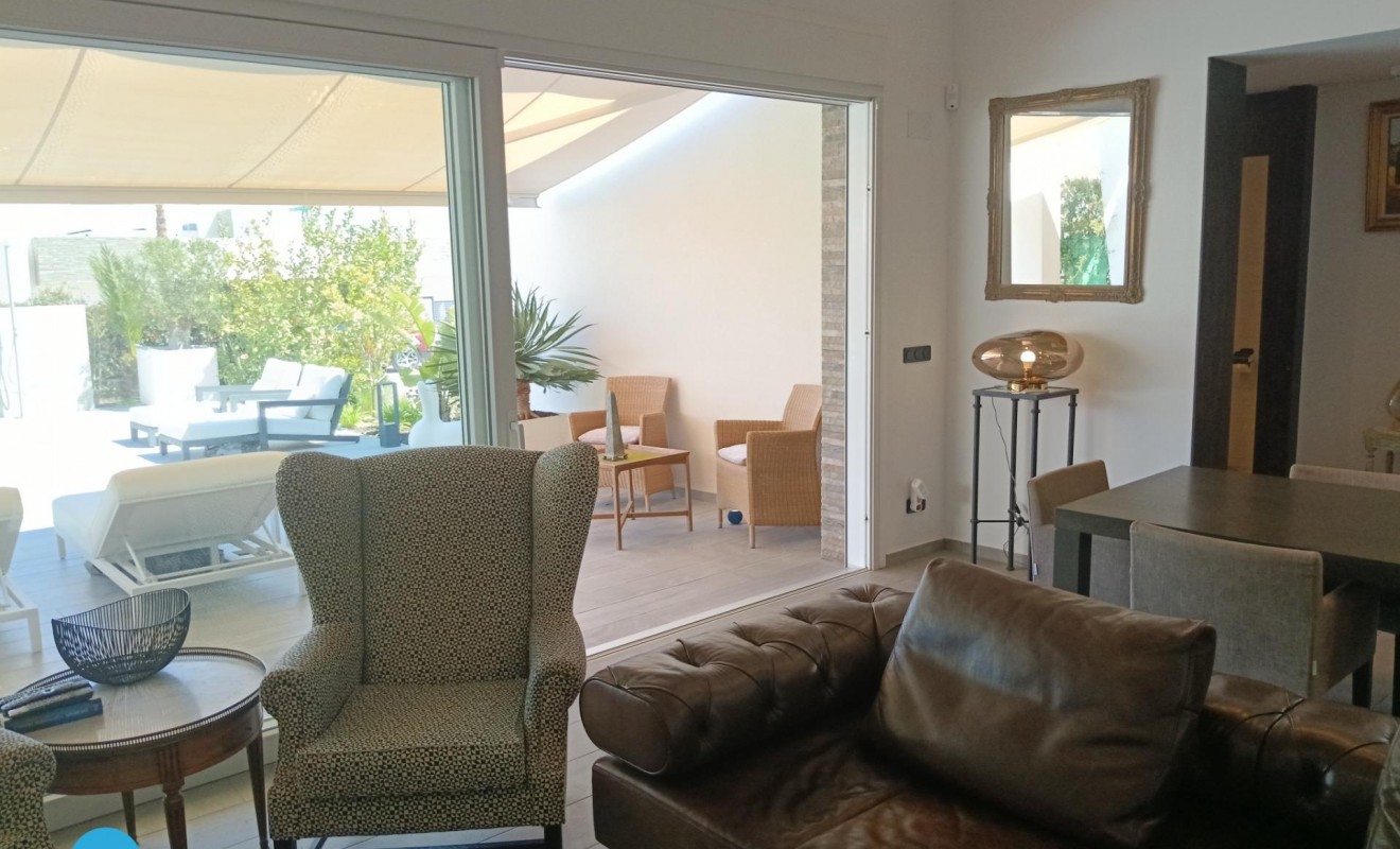 Sale - Villa - Algorfa - Club de Golf La Finca
