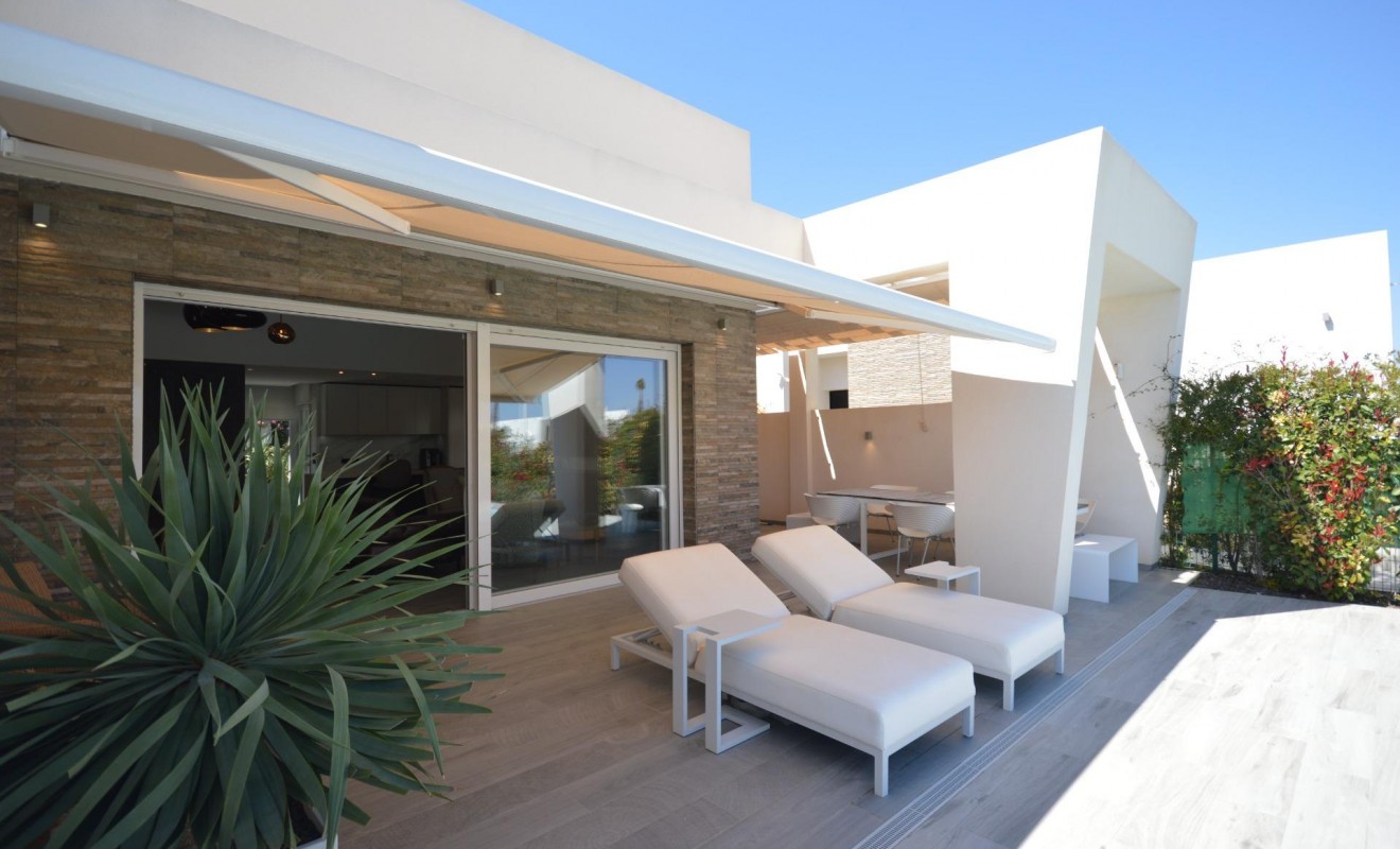 Sale - Villa - Algorfa - Club de Golf La Finca