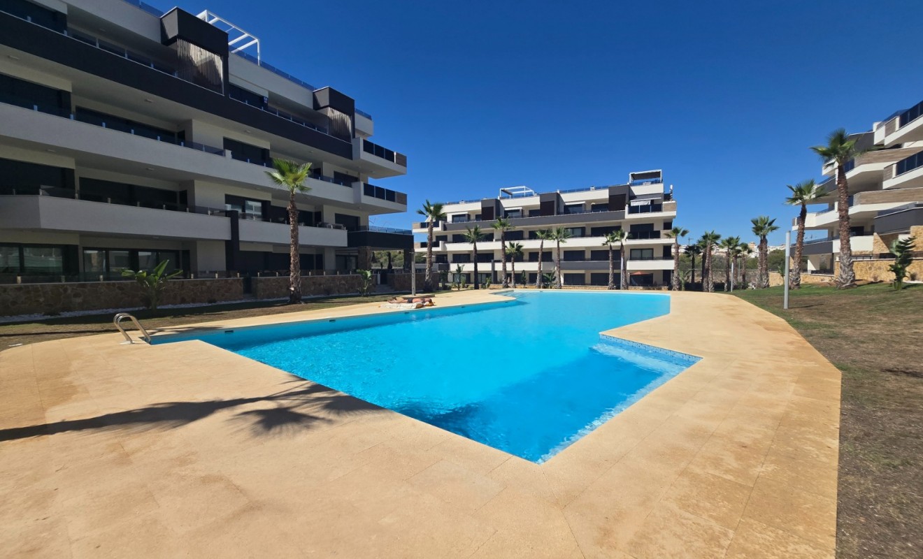Wederverkoop - Apartment / Flat * - Orihuela Costa * - Los Altos *
