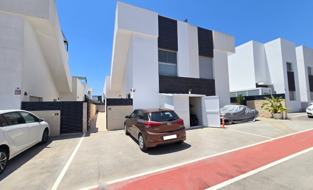 Wederverkoop - Villa * - Ciudad Quesada * - Doña Pepa *