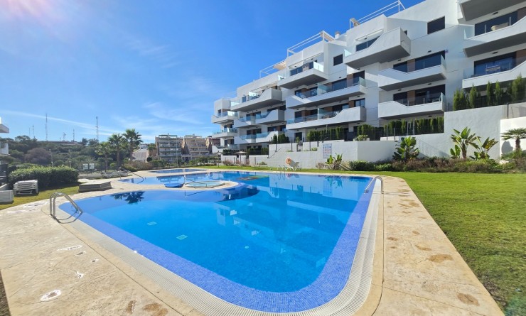 Wederverkoop - Apartment / Flat * - Orihuela Costa * - Villamartín *