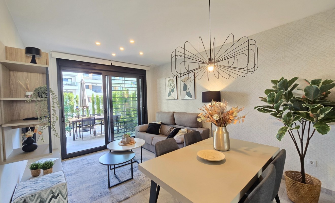 Wederverkoop - Apartment / Flat * - Orihuela Costa * - Villamartín *