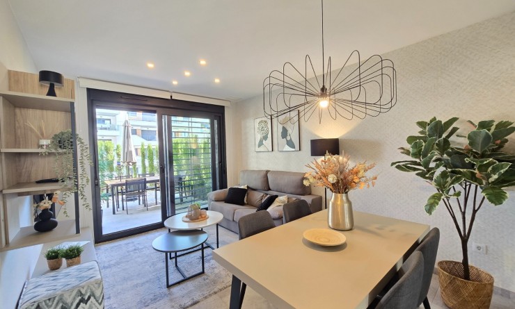 Wederverkoop - Apartment / Flat * - Orihuela Costa * - Villamartín *