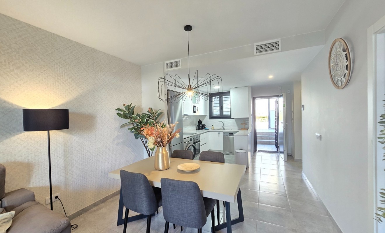 Wederverkoop - Apartment / Flat * - Orihuela Costa * - Villamartín *