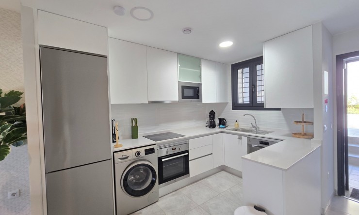 Wederverkoop - Apartment / Flat * - Orihuela Costa * - Villamartín *