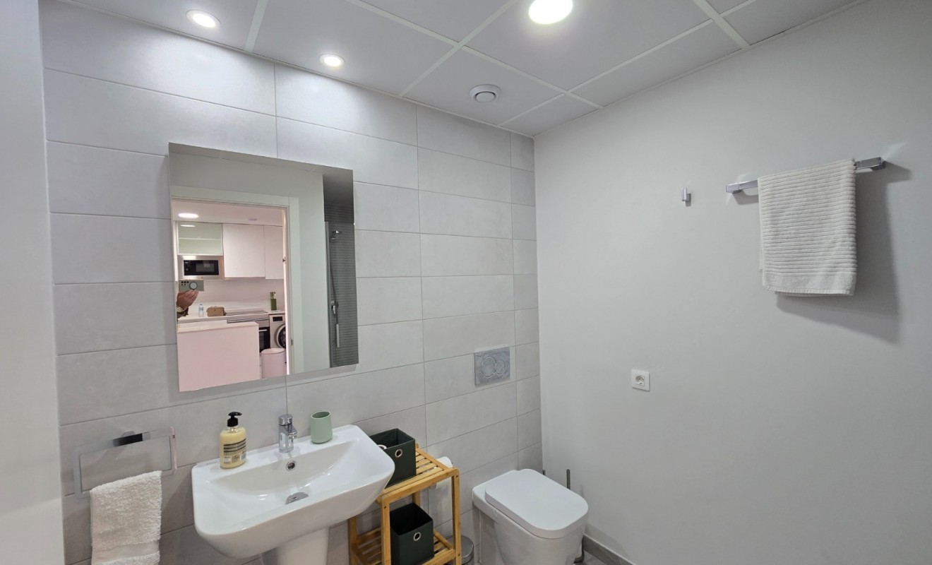 Wederverkoop - Apartment / Flat * - Orihuela Costa * - Villamartín *