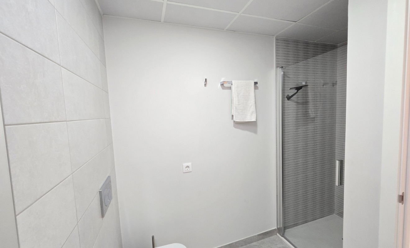 Wederverkoop - Apartment / Flat * - Orihuela Costa * - Villamartín *
