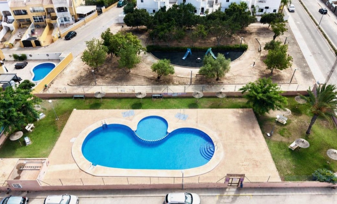 Wederverkoop - Apartment / flat - Los Montesinos - La herrada