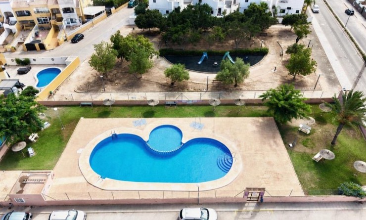 Wederverkoop - Apartment / flat - Los Montesinos - La herrada