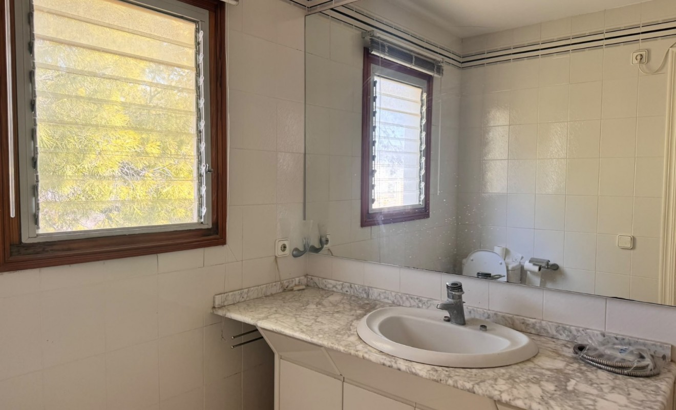 Wederverkoop - Villa - Benidorm - Rincón de Loix