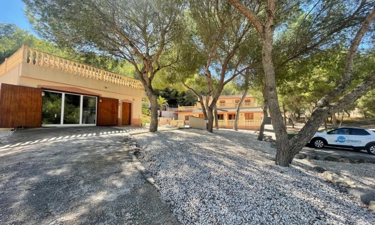 Wederverkoop - Villa - Orihuela - Torremendo