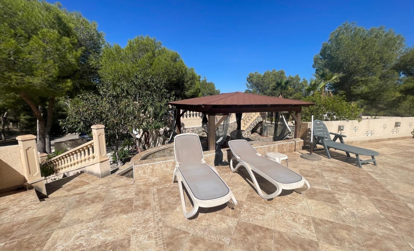 Wederverkoop - Villa - Orihuela - Torremendo