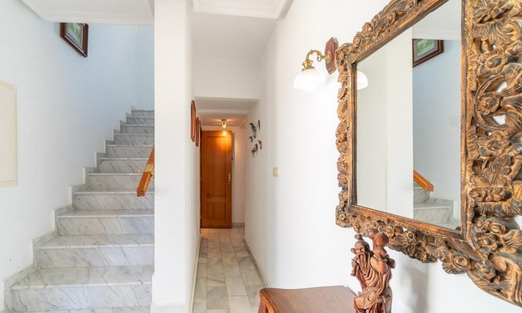 Sale - Villa - Torrevieja - La Mata