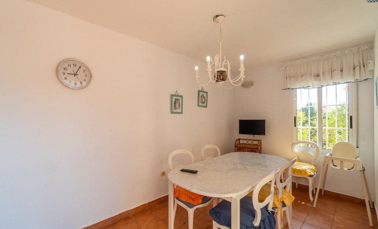 Sale - Villa - Torrevieja - La Mata