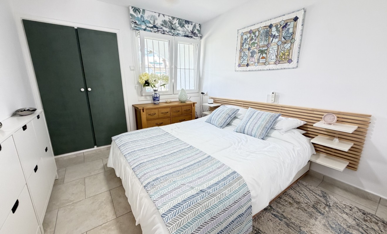 Sale - Bungalow - Villamartín