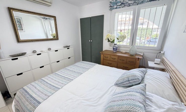 Sale - Bungalow - Villamartín