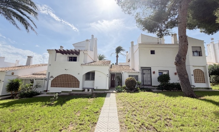 Sale - Bungalow - Villamartín