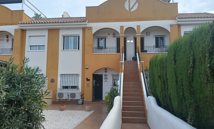 Wederverkoop - Apartment / flat - Los Montesinos - Urbanizacion montesol