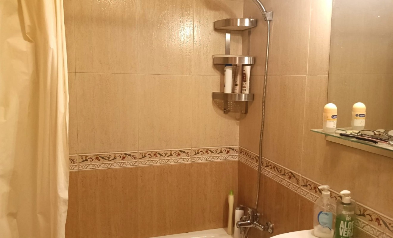 Wederverkoop - Apartment / flat - Los Montesinos - Urbanizacion montesol