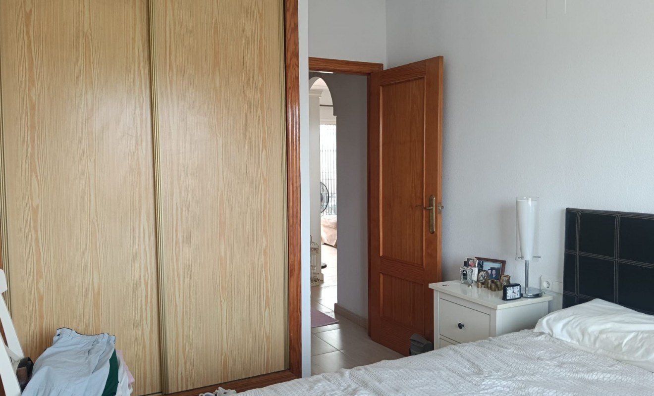 Wederverkoop - Apartment / flat - Los Montesinos - Urbanizacion montesol